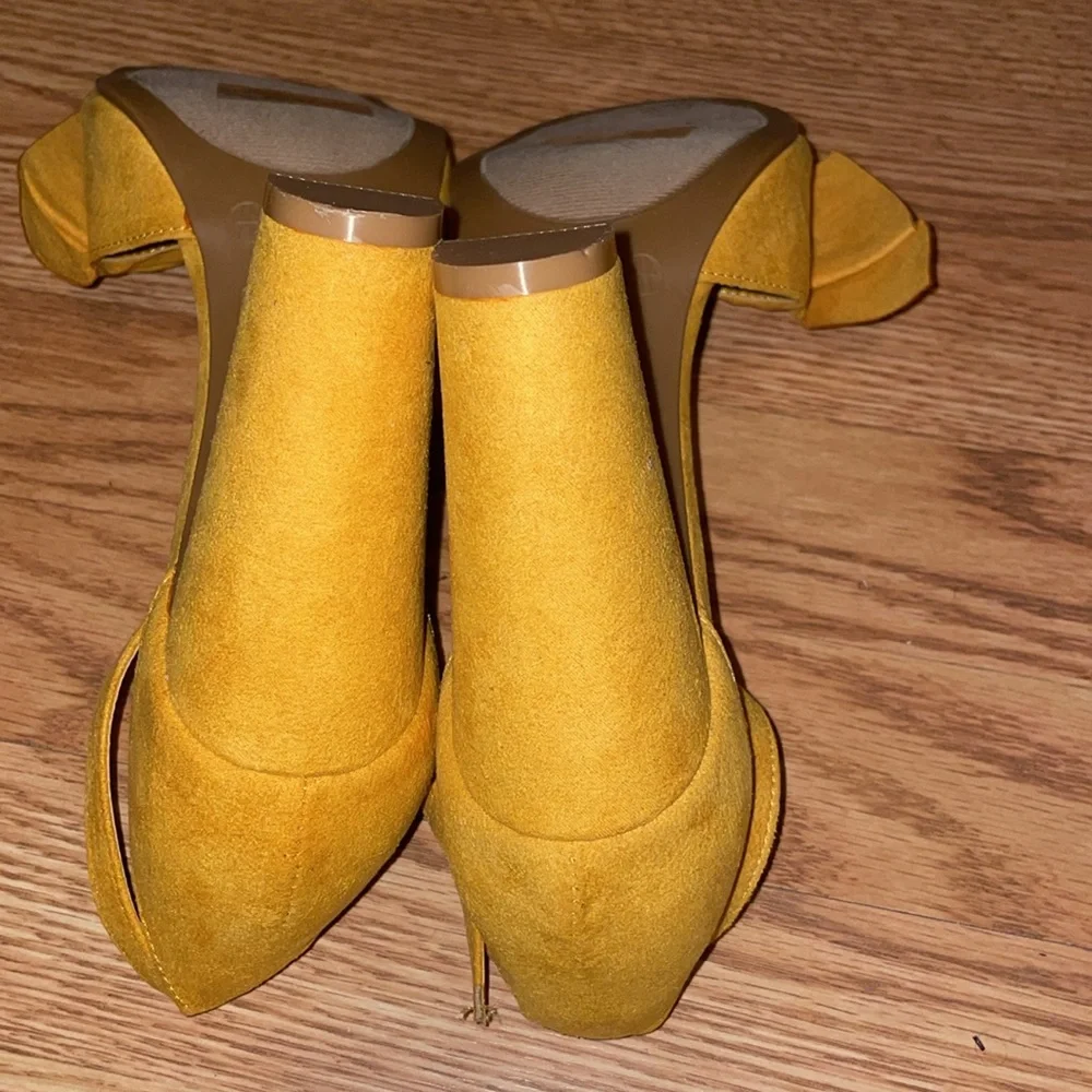 BAMBOO Mustard Yellow Heels with Bow Accent - Picture 13 of 15